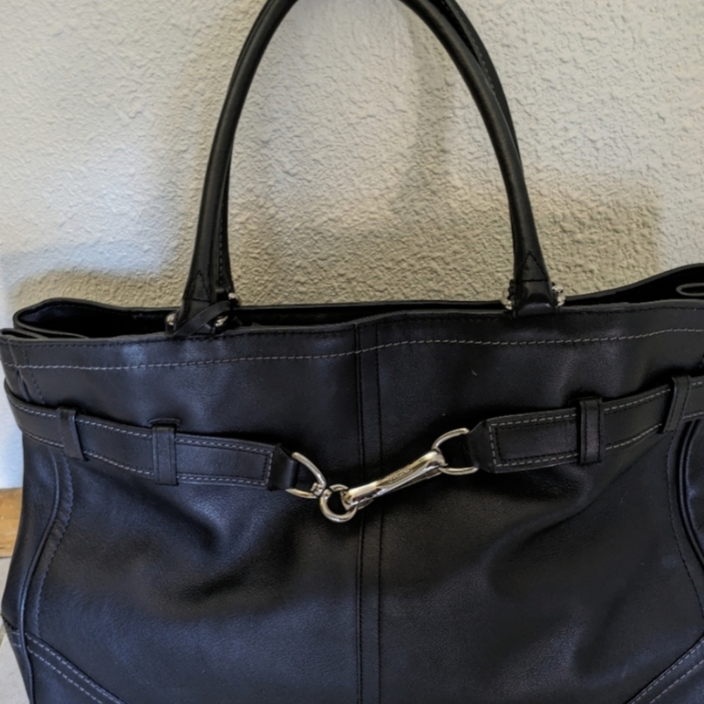 Coach Vintage Hampton Bag (Medium) - image 1